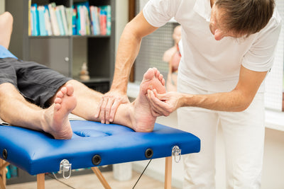 Diabetic polyneuropathy: clinical picture and consequences